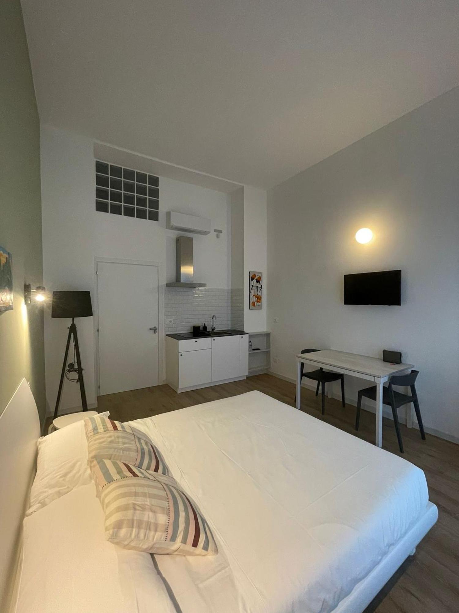 Aloe Comfort Rooms Pescara Exteriör bild