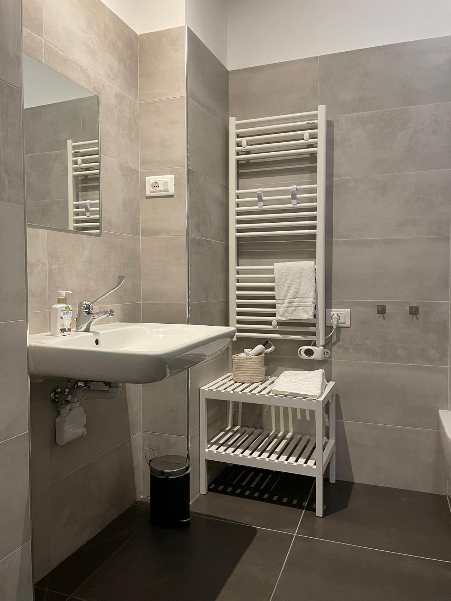 Aloe Comfort Rooms Pescara Exteriör bild